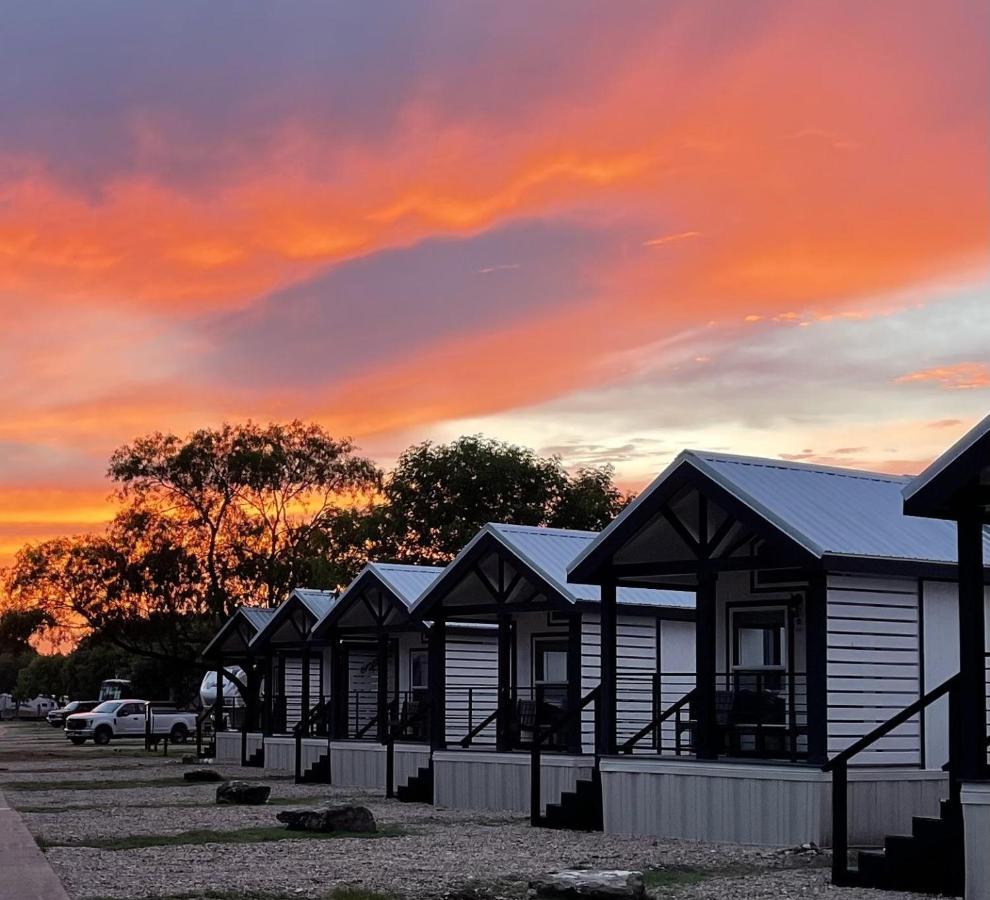 Htr Tx Hill Country Campground Керрвілл Екстер'єр фото